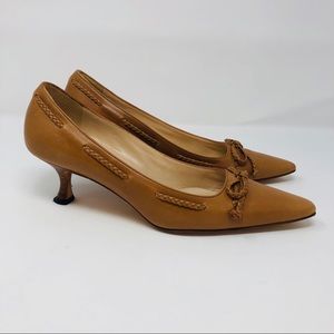Manolo Blahnik Braided Trim & Bow Tan heels